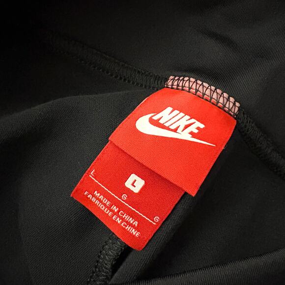 Womens Nike Essential Floral Printed Leggings SZ L Black Red Gold - Picture 8 of 8